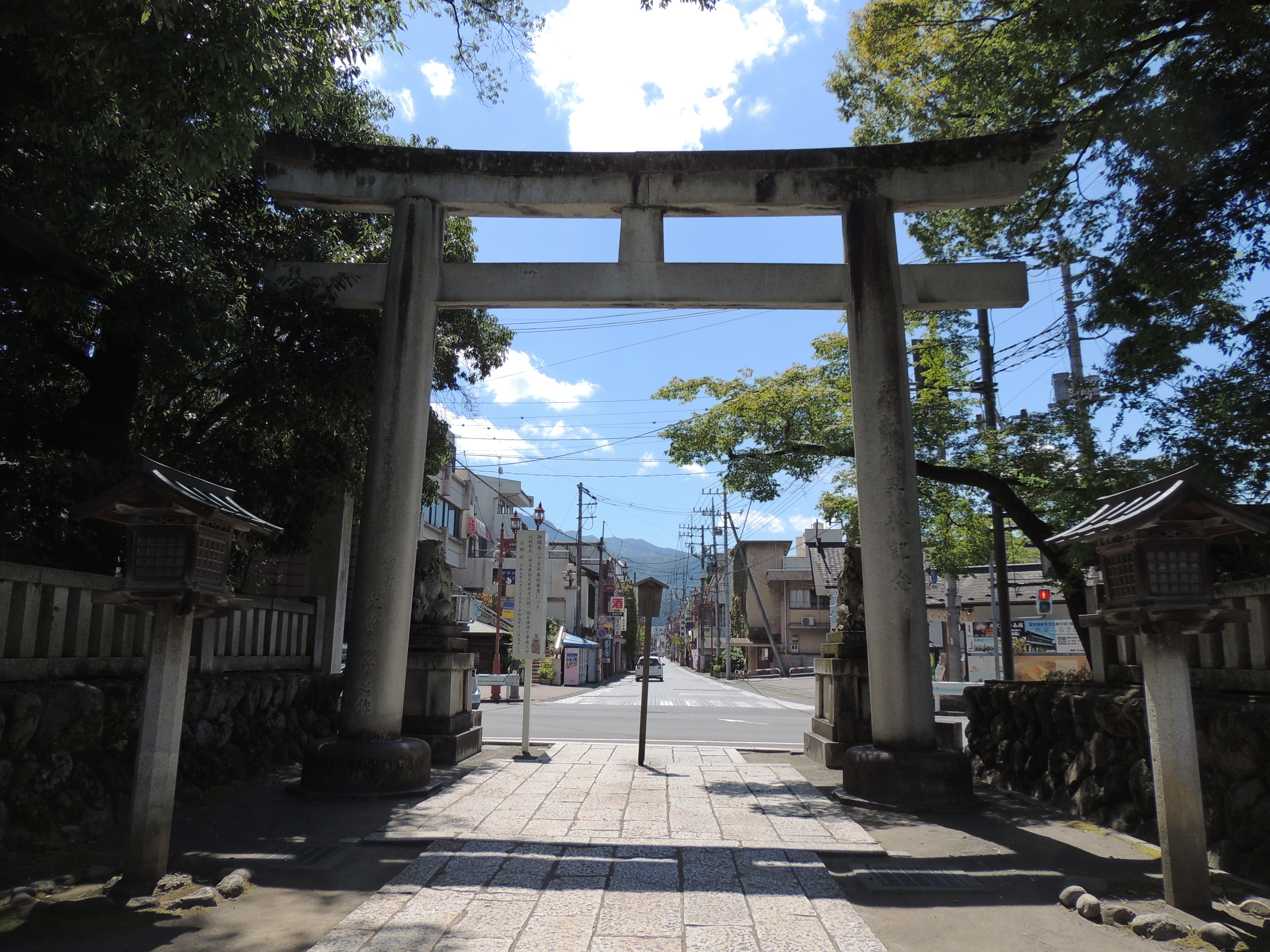 秩父神社から望む番場通り
